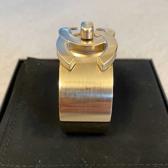 Chanel Gold CC Turnlock Cuff Bracelet - Picture 6 of 7